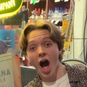 Meet your Posher, Hayden